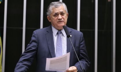 Guimarães defende substituir Derrite na relatoria do PL Antifacção