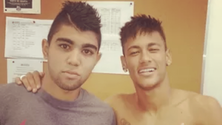 Gabigol e Neymar após despedida do atacante do Santos em 2013 • Reprodução / Instagram