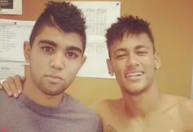 Gabigol estreou no jogo de despedida de Neymar no Santos; relembre