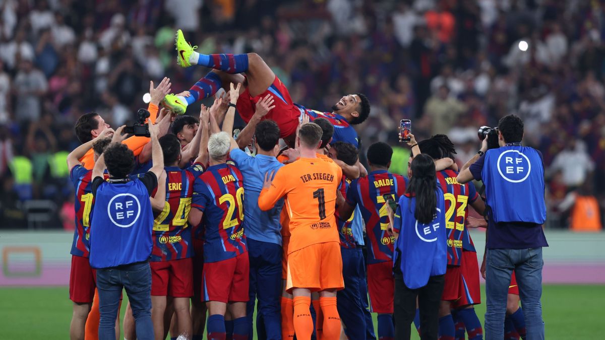 Herói da Copa, Barcelona negocia Ferran Torres com PSG por R$ 300 milhões