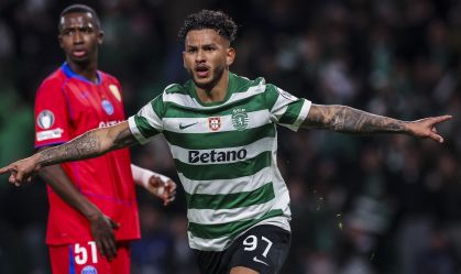 Com Luis Suárez decisivo e gols anulados, Sporting vence PSG na Champions