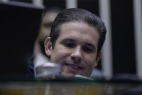 Hugo defende emendas e "equilíbrio" em debate sobre escala 6x1