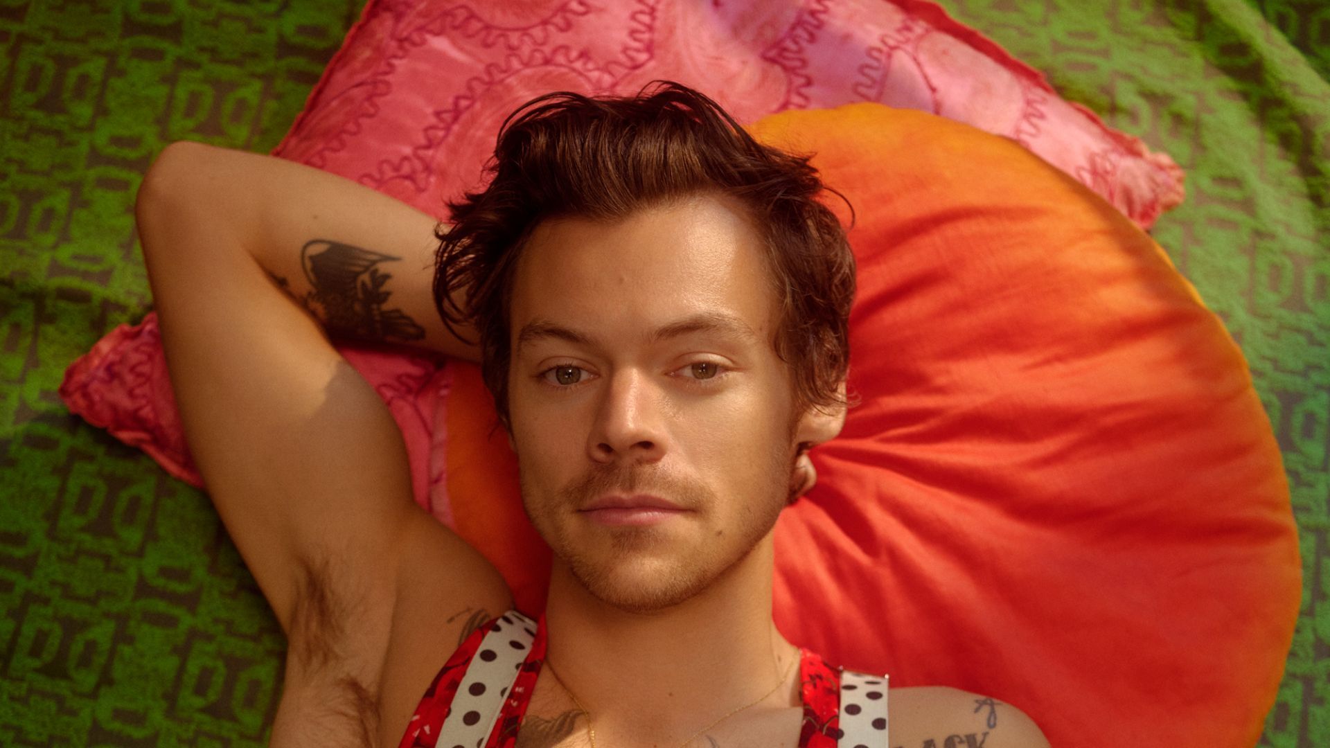 Harry Styles para o photoshoot do álbum "Harry's House" (2022)