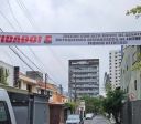 ‘Alto índice de assalto’: moradores colocam faixa alertando população em SP