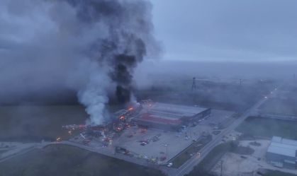 Incêndio em fábrica de alimentos na Grécia deixa ao menos três mortos