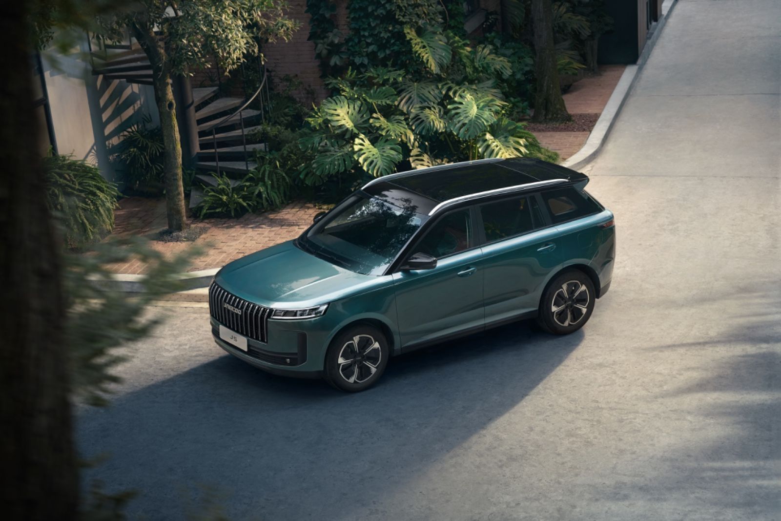 Jaecoo 5 tem porte de SUV compacto • Divulgação