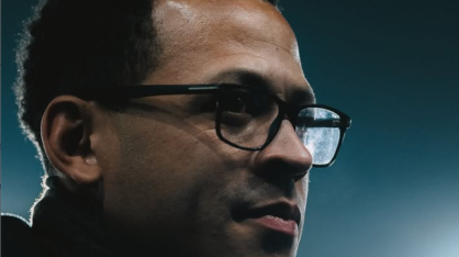 Liam Rosenior, é anunciado como novo técnico do Chelsea