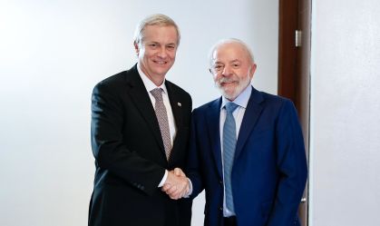 Lula sinaliza que pode ir à posse de Kast no Chile em 11 de março