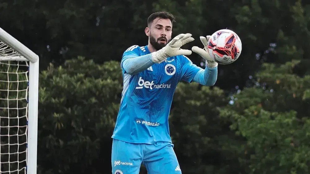 Inter tem interesse na contratação de Matheus Cunha, goleiro do Cruzeiro