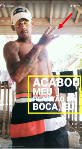 Criminoso ostentava armas, grandes quantias em dinheiro e símbolos da facção • Policia Civil