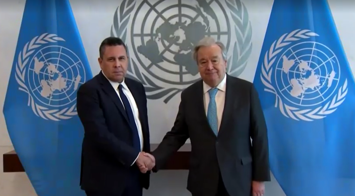 Chefe da ONU se reúne com o embaixador da Venezuela na ONU, Samuel Moncada