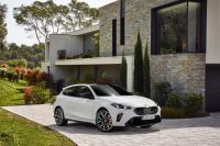 BMW M135 xDrive é confirmado para o Brasil; saiba quando esportivo chega