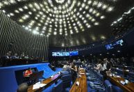 Senado aprova projeto que endurece regras para acusados de matar policiais