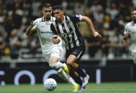 Brasileirão: em jogo de falhas, Atlético-MG e Palmeiras estreiam com empate