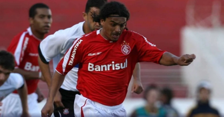 Perdigão fez história com a camisa do Internacional