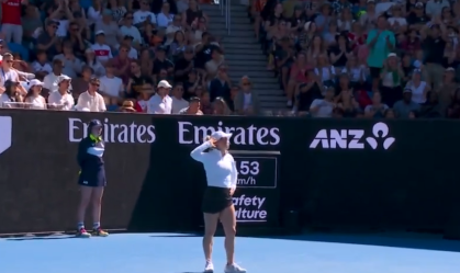Tenista provoca torcida turca no Australian Open e é vaiada