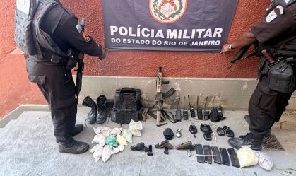 Polícia Militar do Rio de Janeiro liberta reféns e prende suspeitos após denúncia anônima