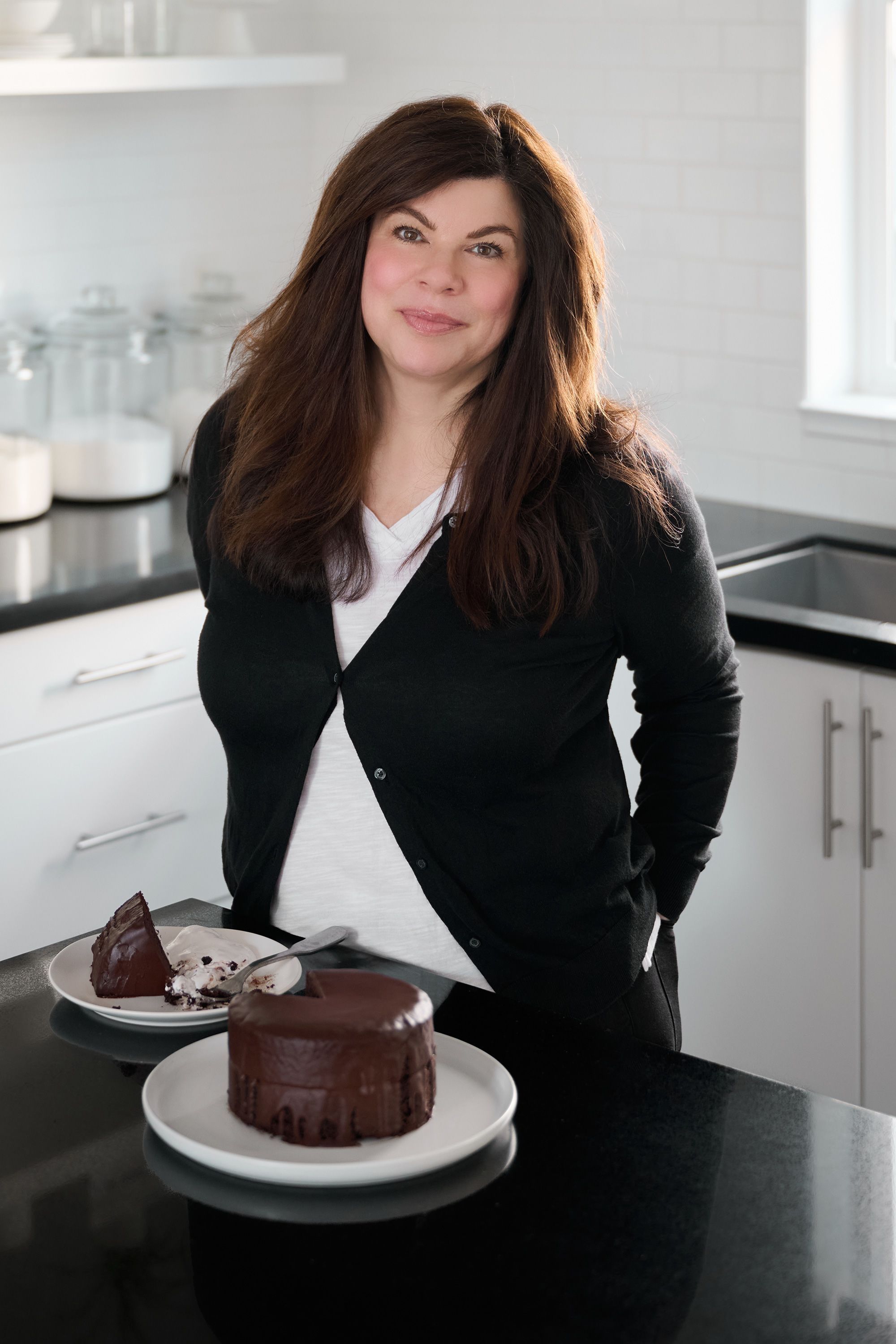 O livro de receitas de Rachel Riggs surgiu de sua busca por preparar comida deliciosa com ingredientes limitados • Megan Morello via CNN Newsource