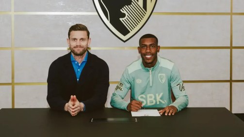 Bournemouth anuncia Rayan