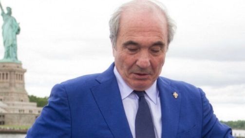 Presidente da Fiorentina, Rocco Commisso, morre aos 76 anos