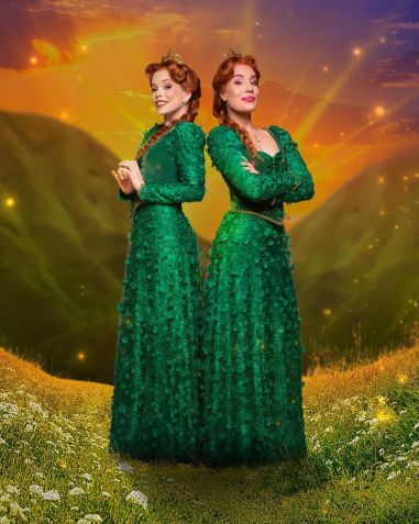 Fabi Bang e Myra Ruiz como Princesa Fiona • Instagram/ Shrek - O Musical