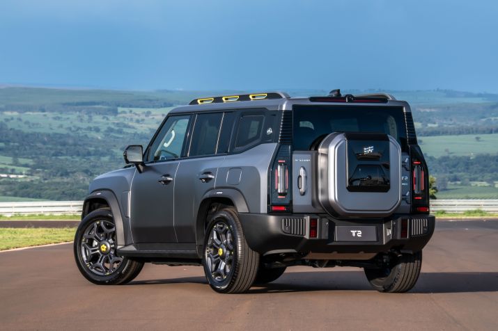 Jetour T2: SUV híbrido tem três motores e tração 4x2 • Divulgação