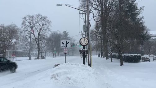 Tempestade de neve atinge Connecticut