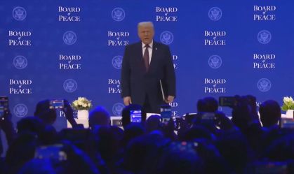 "Conselho de Paz pode se unir com as Nações Unidas", diz Trump em Davos