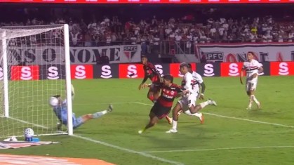 Lance polêmico no final de São Paulo e Flamengo, pela 1ª rodada da Série A