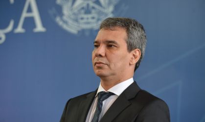 Ex-ministro de Dilma é cotado para assumir Ministério da Justiça