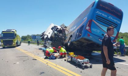Acidente em Pelotas: além das vítimas fatais, 11 seguem feridas