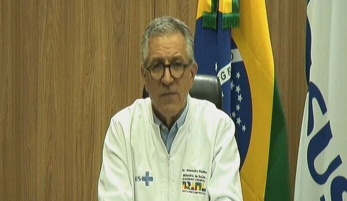 O ministro da Saúde, Alexandre Padilha em entrevista à CNN
