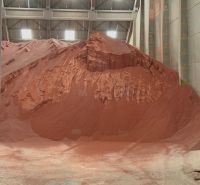 Brasil bate recorde de importação de fertilizantes em 2025