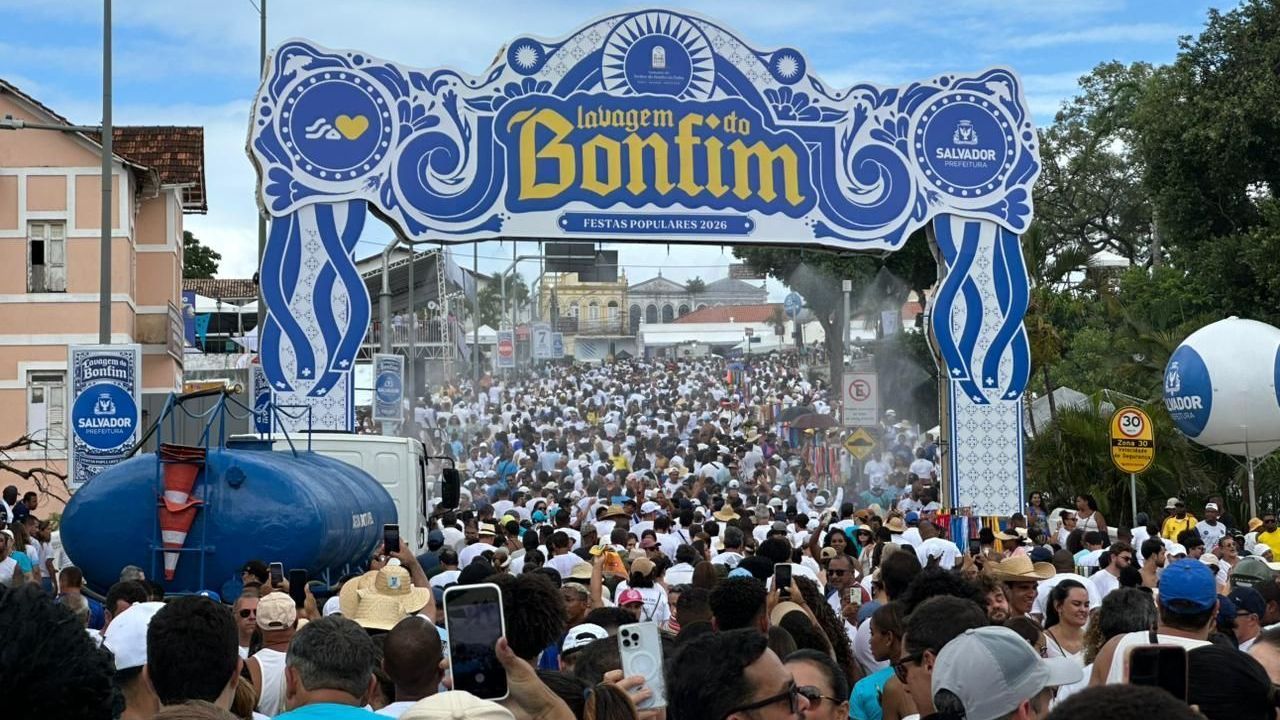 Lavagem do Bonfim reúne dois milhões de pessoas nesta quinta-feira (15)