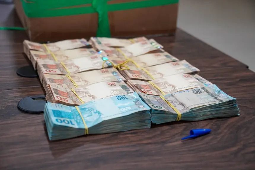 Polícia mira rota do narcotráfico em 7 estados e bloqueia R$ 58 milhões