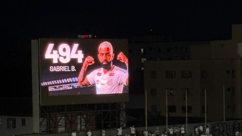 Gabigol fez homenagem a cidade vizinha a Santos em número de camisa