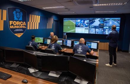 A sala funcionará 24 horas por dia, sete dias por semana, com agentes atuando de forma permanente e distribuídos por áreas de atuação da cidade