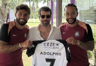 Indicado ao Oscar, Adolpho Veloso visita CT do Corinthians