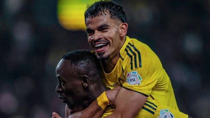 Al Nassr vence Al Taawoun e reduz diferença para o Al Hilal