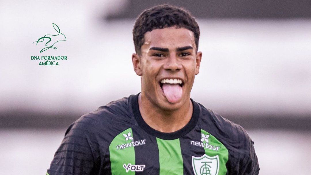 Jogador do América-MG comemora gol na Copinha