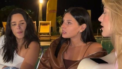 Ana Castela solta voz em hits românticos