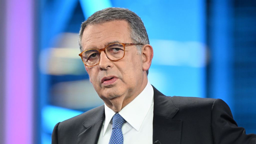 António José Seguro chega para o debate presidencial na RTP em 6 de janeiro de 2026, em Lisboa, Portugal