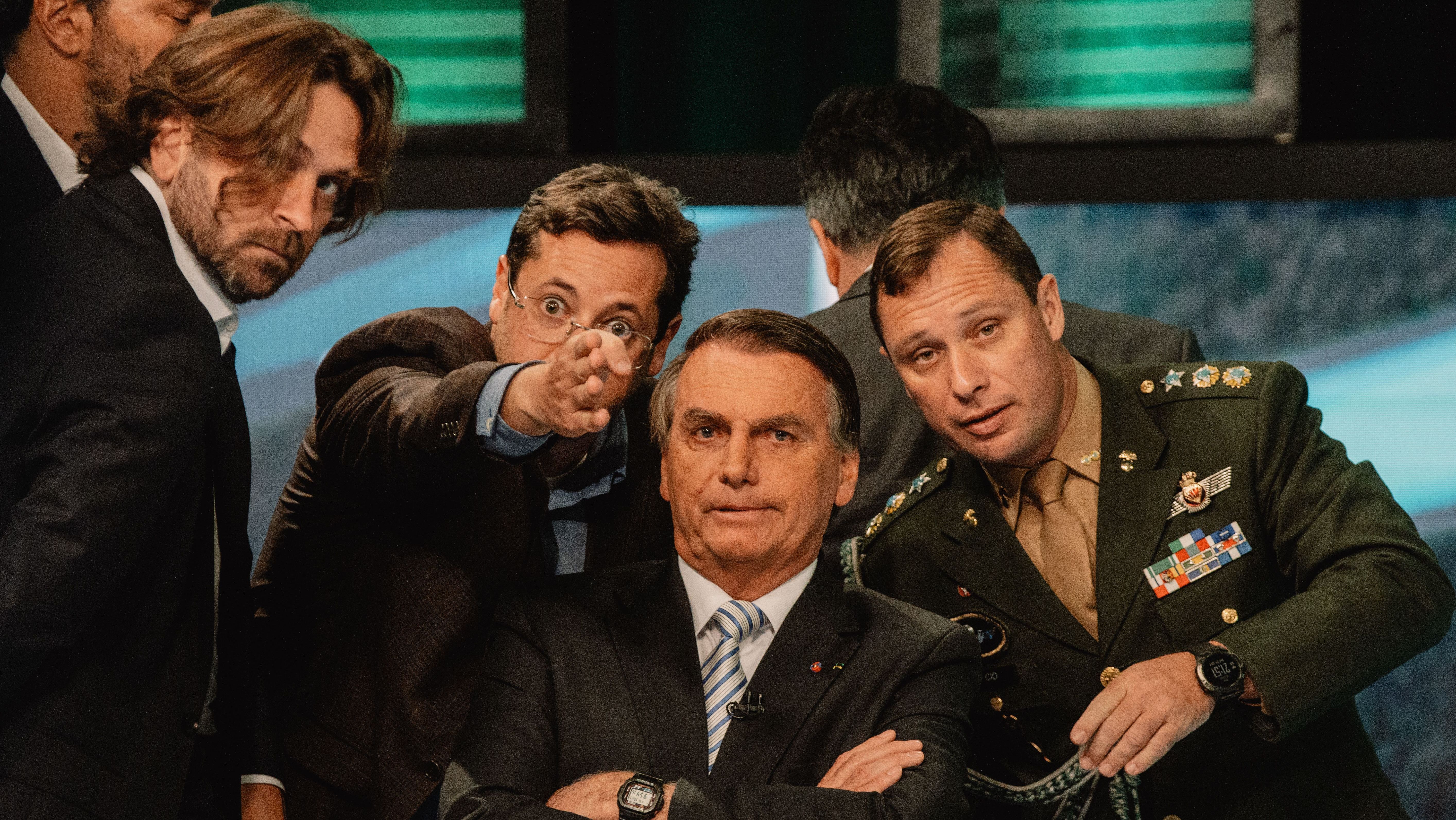 Ex-presidente Jair Bolsonaro durante entrevista transmitida ao vivo na sede da emissora de televisão SBT