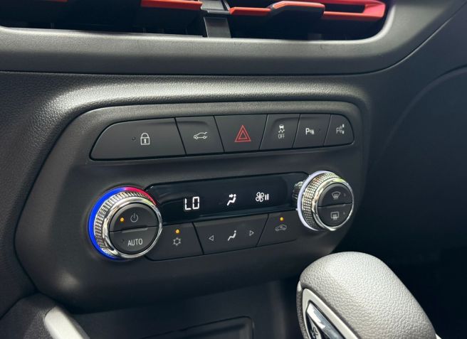 Ar-condicionado é digital de uma única zona • Rodrigo Barros/CNN