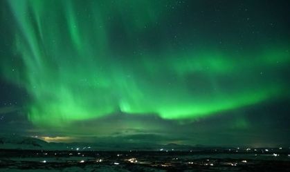 Cobiçada por Trump, Groenlândia é bombardeada por aurora boreal; veja vídeo