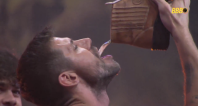BBB 26: brothers bebem nas botas de Cowboy e Sarah durante festa; web reage