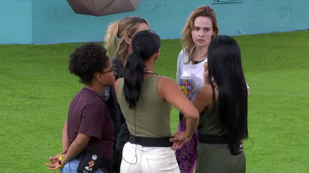 BBB 26: Maxiane revela informação privilegiada a sisters