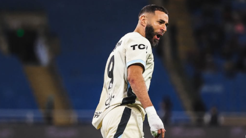 Benzema fez 3 gols em apenas 35 minutos de jogo