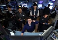 Wall Street fecha sem rumo único após semana marcada por tensão geopolítica