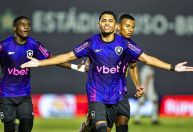 Base dá conta do recado, e Botafogo vence Portuguesa na estreia do Cariocão